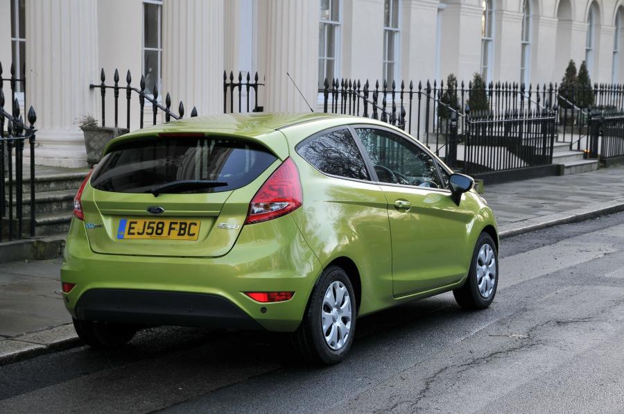  Ford Fiesta 2008 года  (фото 84 из 201)